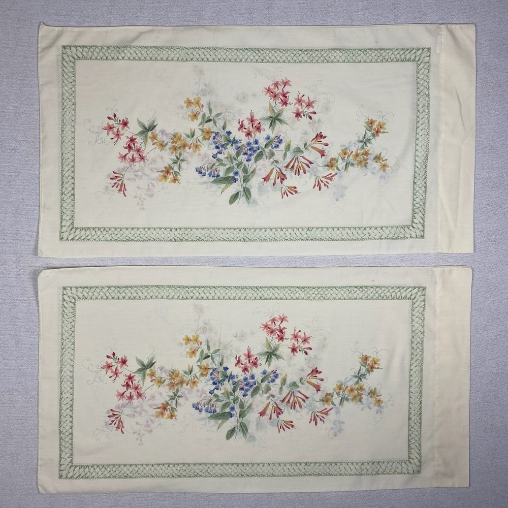 Vintage 70s 80s Pillowcases SET of 2 King Size Percale Floral Cottagecore Granny